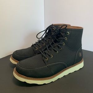 Bass & Co. Mens Boot size 9